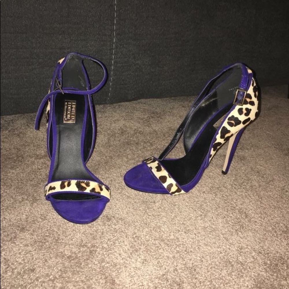 Leopard open toed strapped heels